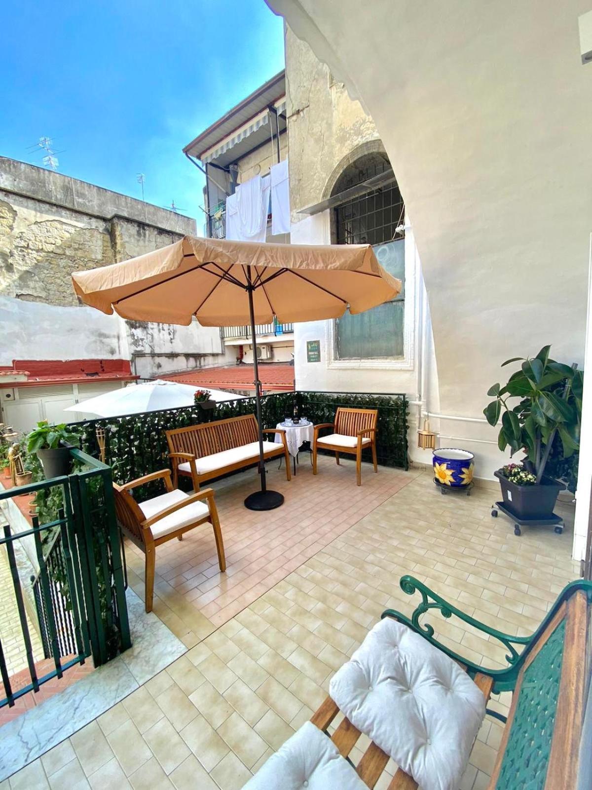 Castellano Apartment Naples Exterior photo